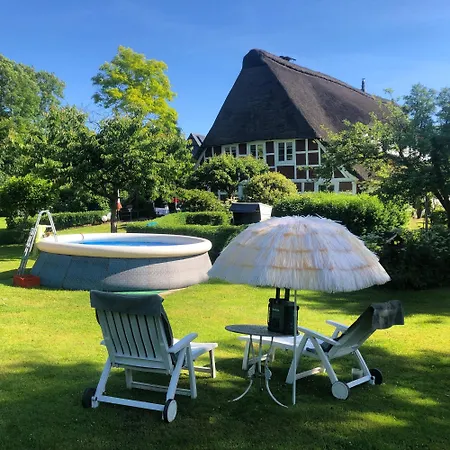 Altes Landhaus Oste, Klavier Appartement, 2 Zimmer Mit Kamin Hemmoor Exterior photo
